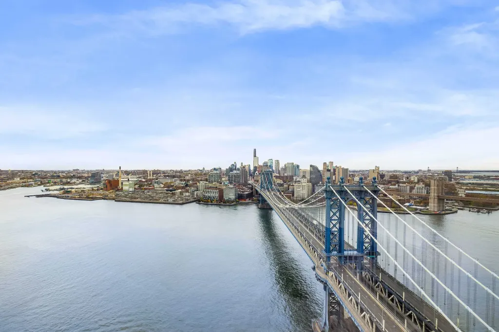 252 South Street New York City NY 10002