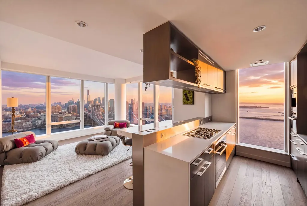 252 South Street New York City NY 10002