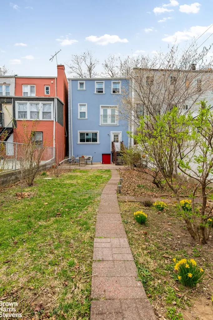 205 34th Street New York City NY 11232