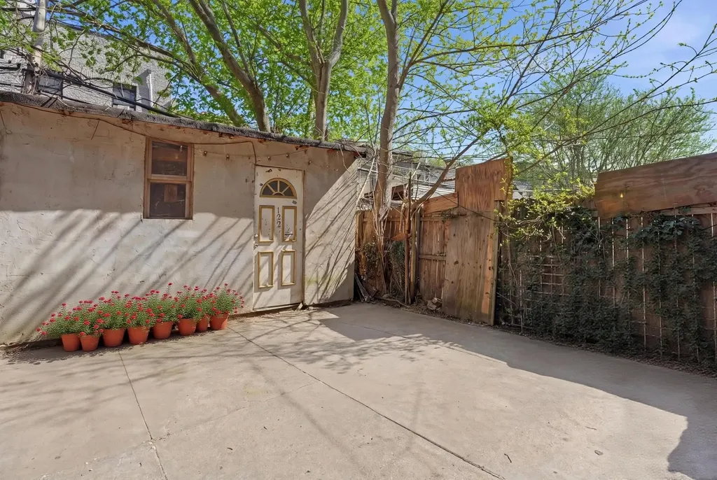 1222 Decatur Street New York City NY 11207