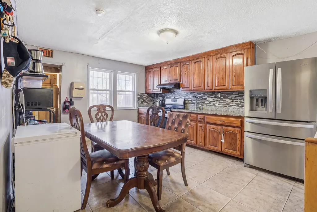 1222 Decatur Street New York City NY 11207