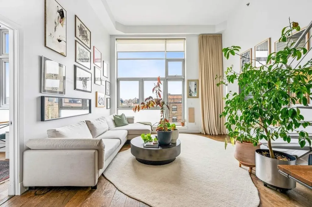 390 Lorimer Street New York City NY 11206