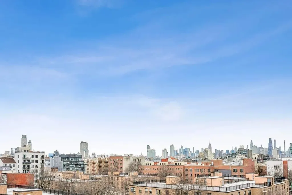 390 Lorimer Street New York City NY 11206