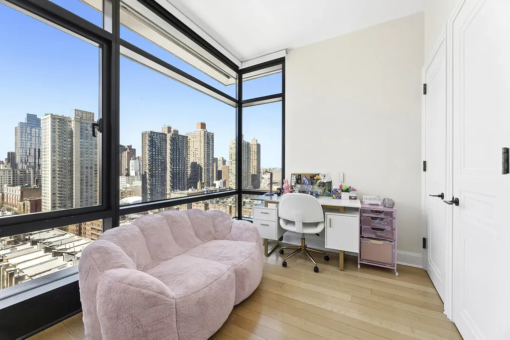 170 E End Avenue New York City NY 10128