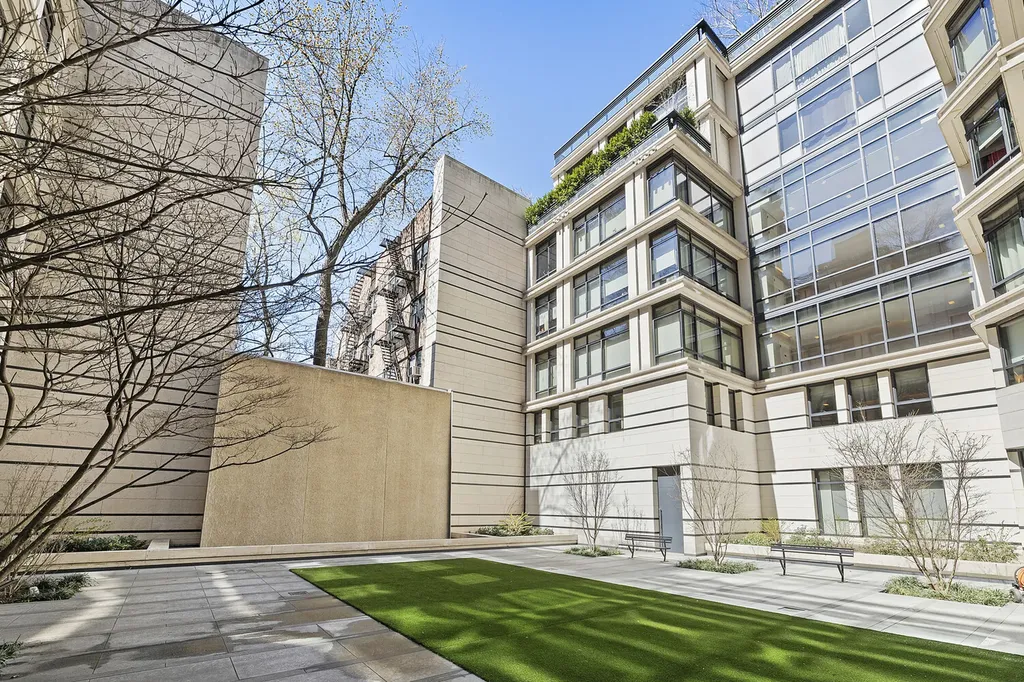 170 E End Avenue New York City NY 10128