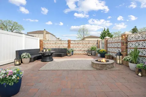 728 Huguenot Avenue New York City NY 10312
