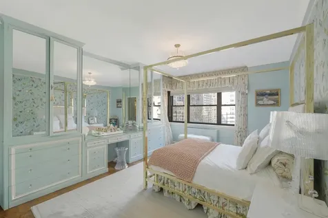 20 Sutton Place S New York City NY 10022