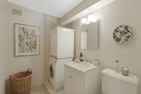20 Sutton Place S New York City NY 10022