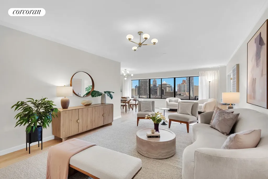 900 Park Avenue New York City NY 10075