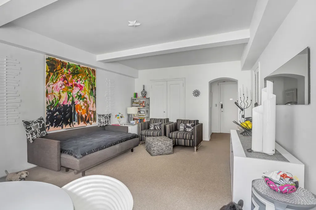 353 W 56th Street New York City NY 10019