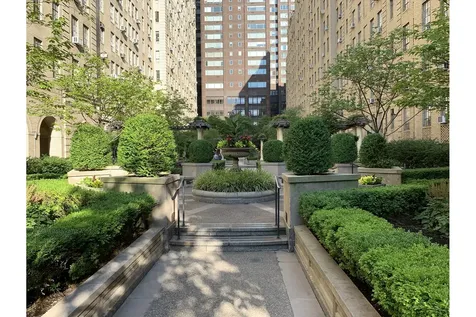 353 W 56th Street New York City NY 10019