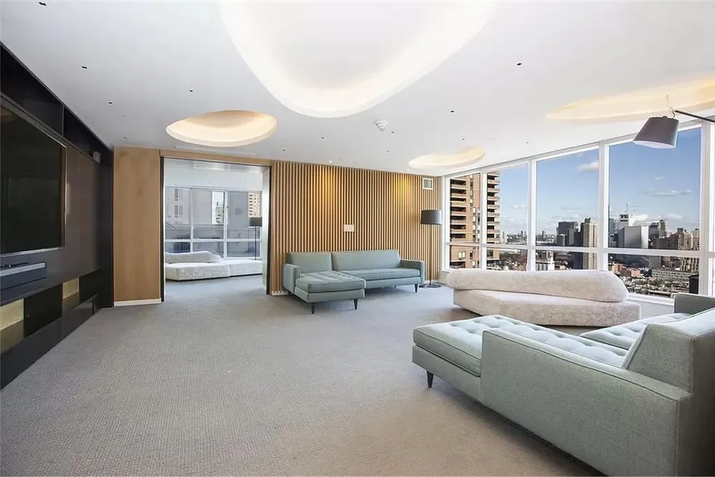 350 W 42nd Street New York City NY 10036