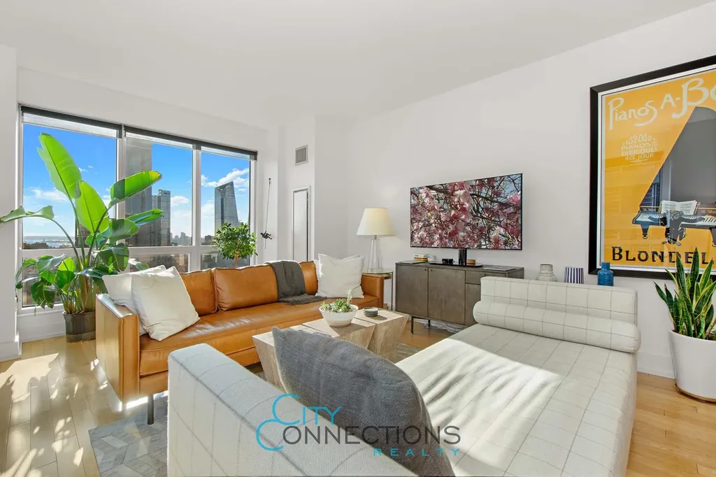 350 W 42nd Street New York City NY 10036