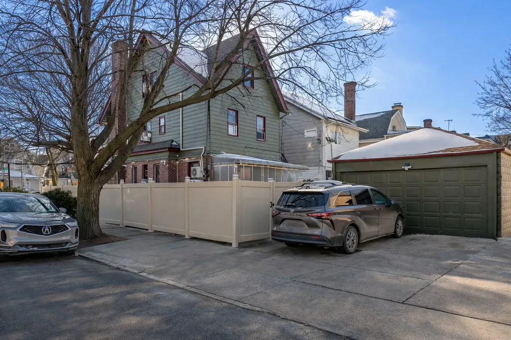 2821 Ave N New York City NY 11210