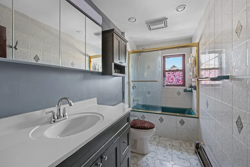 2821 Ave N New York City NY 11210
