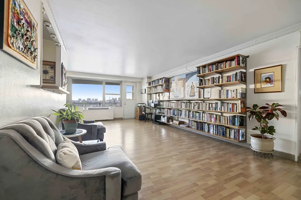 1020 Grand Concourse New York City NY 10452