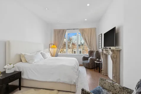 355 E 19th Street New York City NY 10003