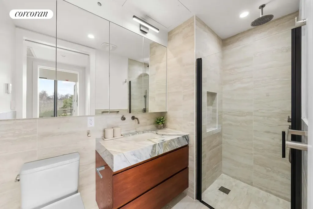 814 5th Avenue New York City NY 11232