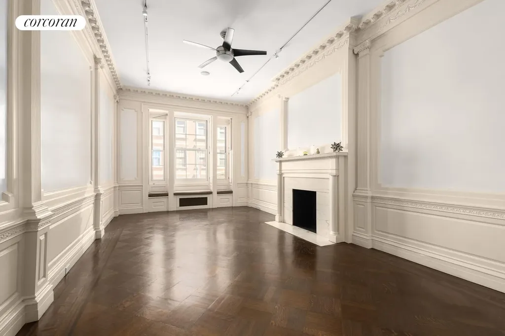 122 E 38th Street New York City NY 10016