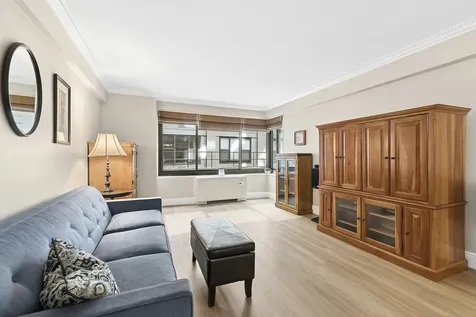 10 E End Avenue New York City NY 10075