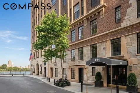 444 E 52nd Street New York City NY 10022