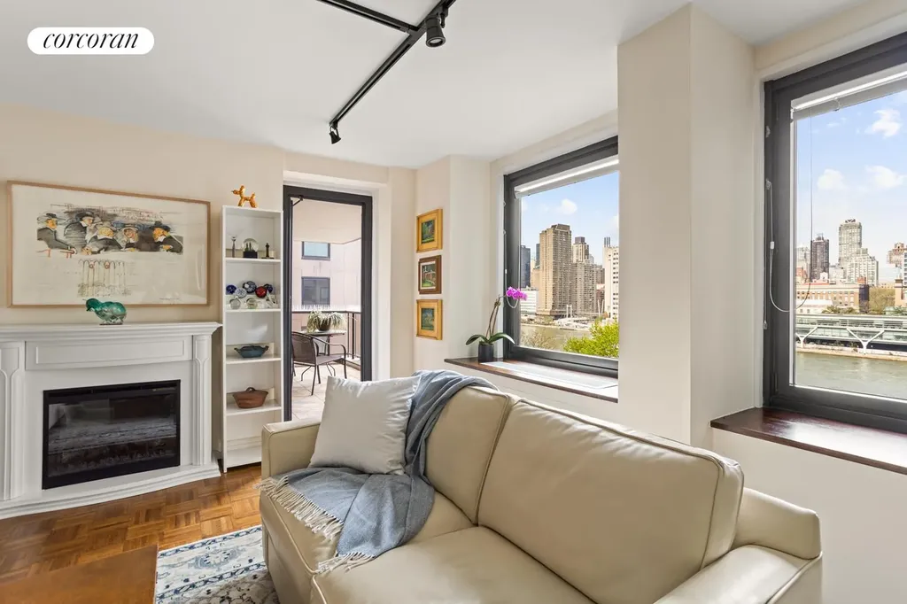 531 Main Street New York City NY 10044