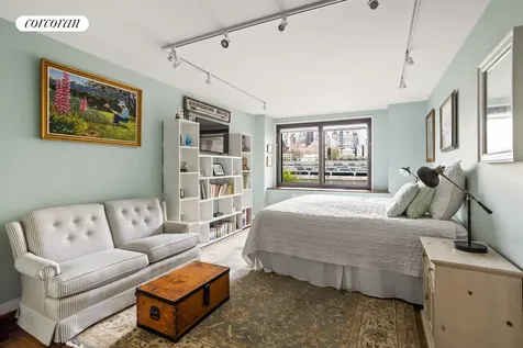 531 Main Street New York City NY 10044