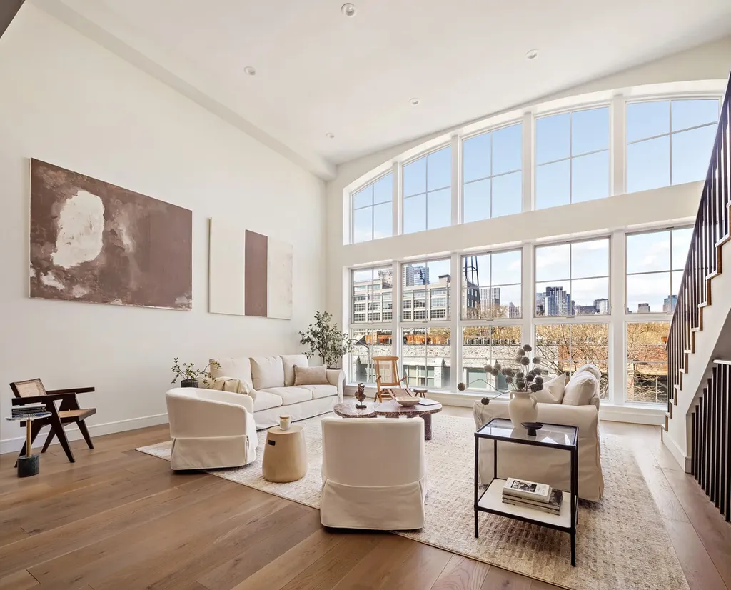 84 Oak Street New York City NY 11222