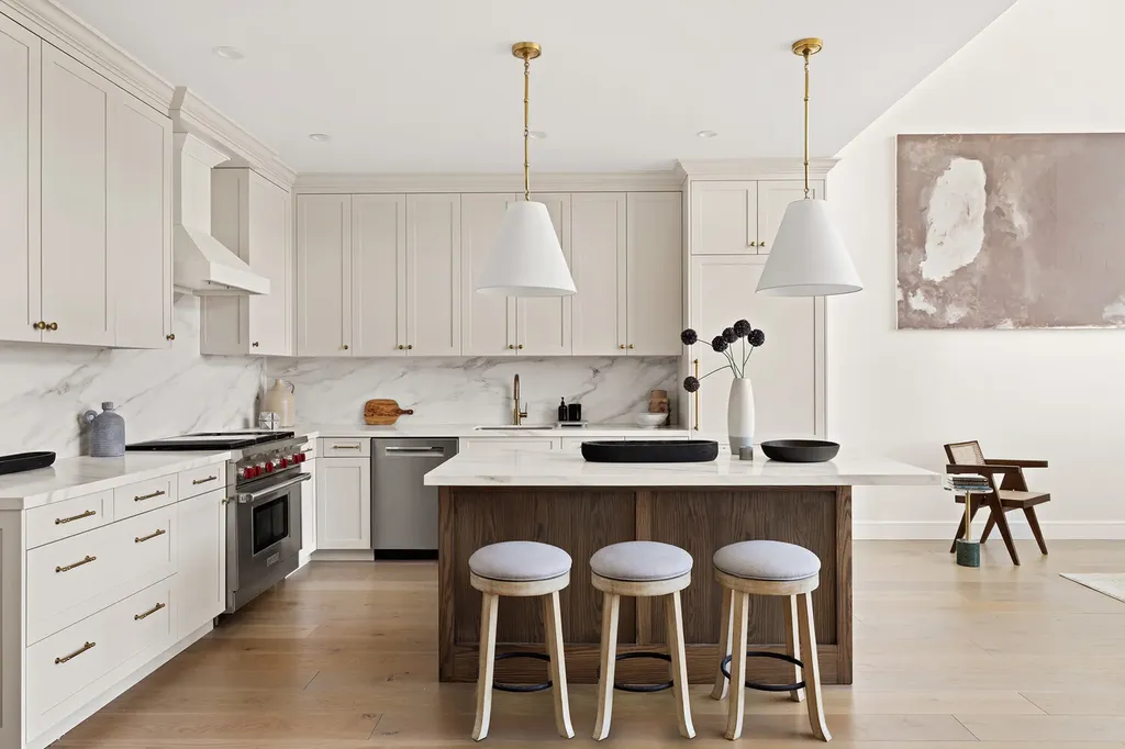 84 Oak Street New York City NY 11222