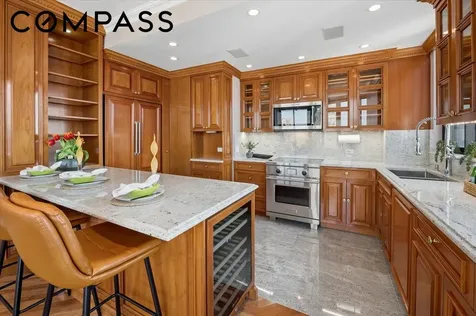 304 E 65th Street New York City NY 10065