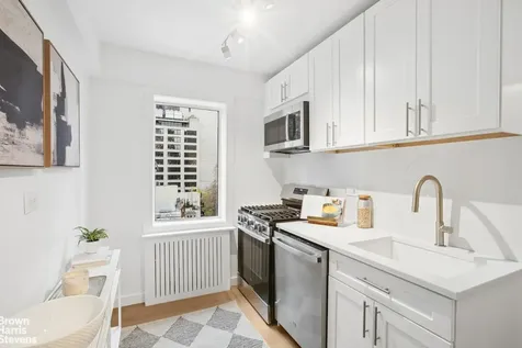 249 E 48th Street New York City NY 10017