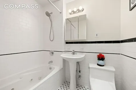 370 St Nicholas Avenue New York City NY 10027