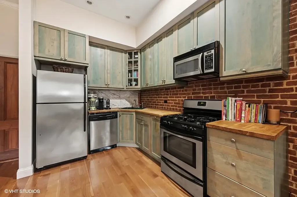 105 W 118th Street New York City NY 10026