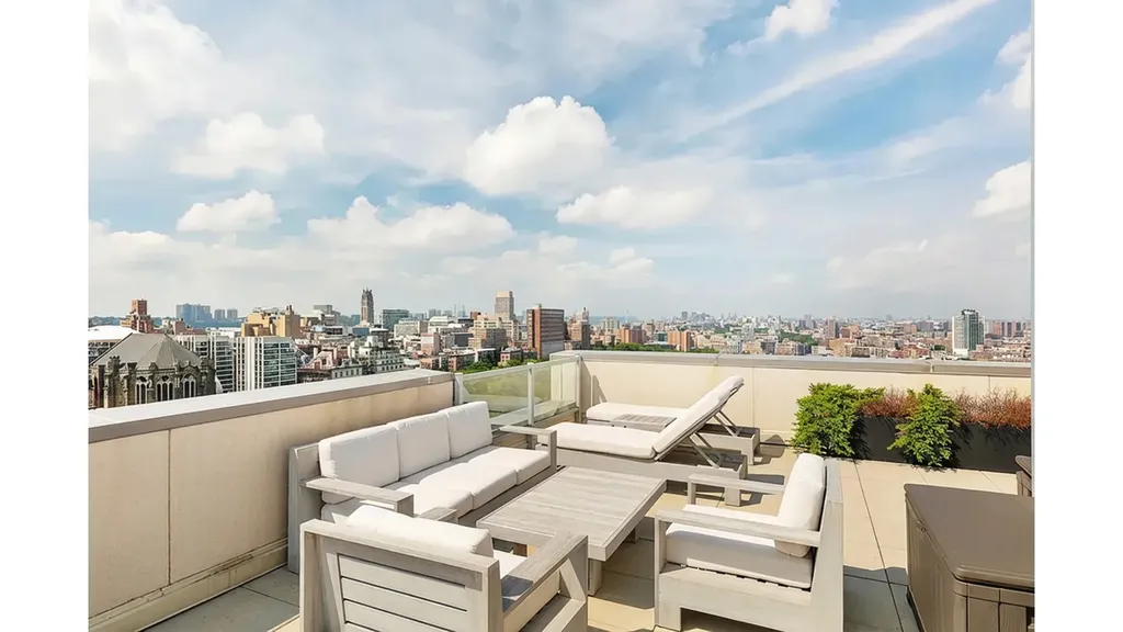 321 W 110th Street New York City NY 10026