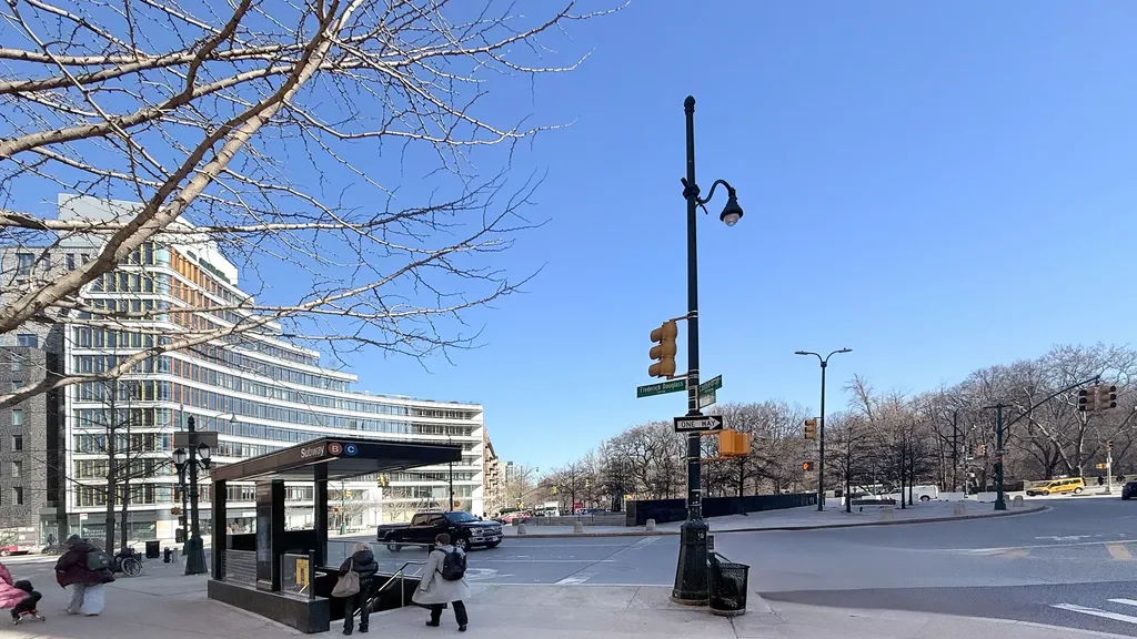 321 W 110th Street New York City NY 10026