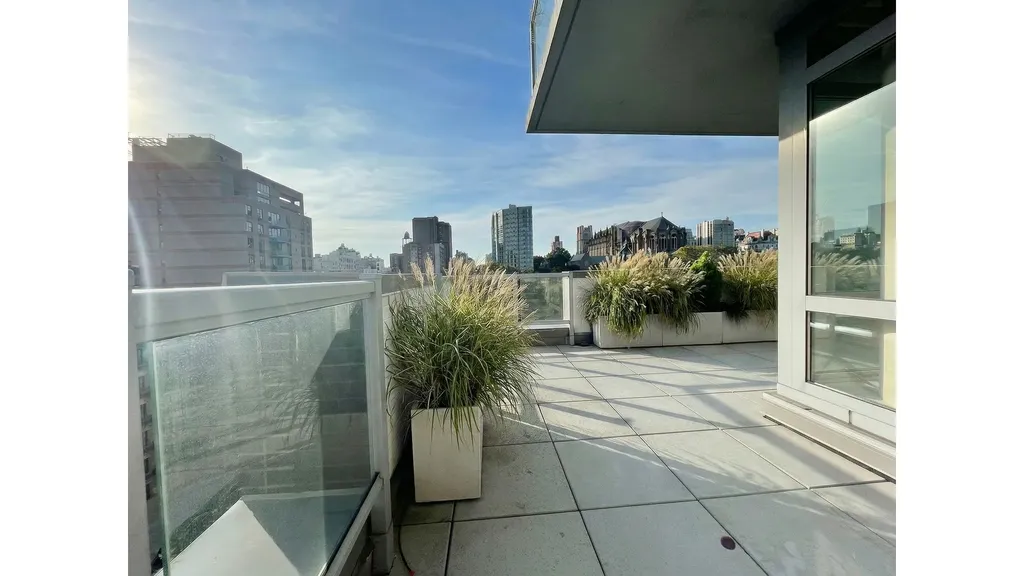 321 W 110th Street New York City NY 10026