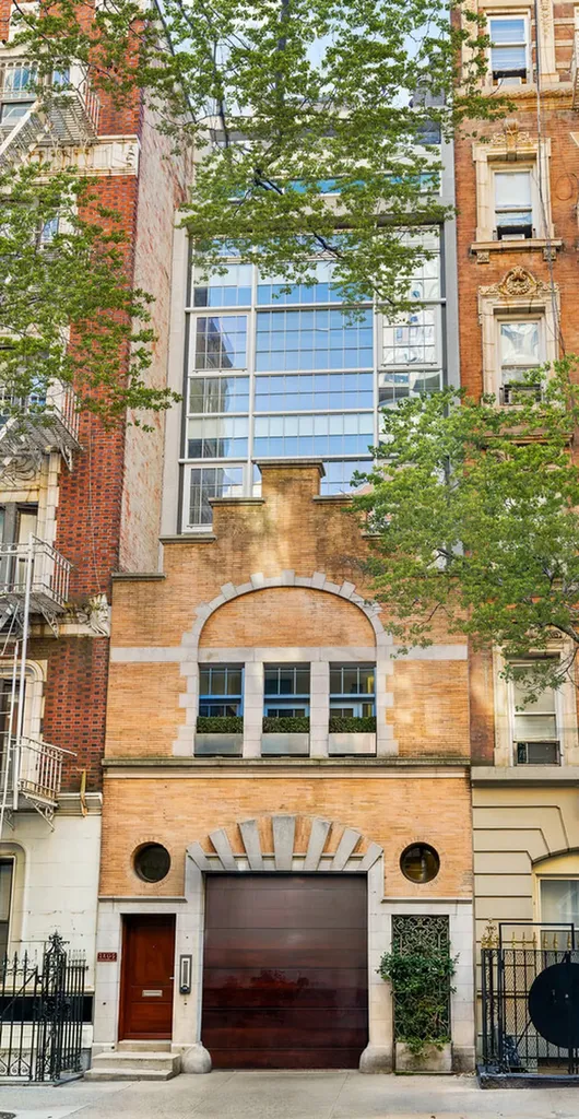 150 E 22nd Street New York City NY 10010