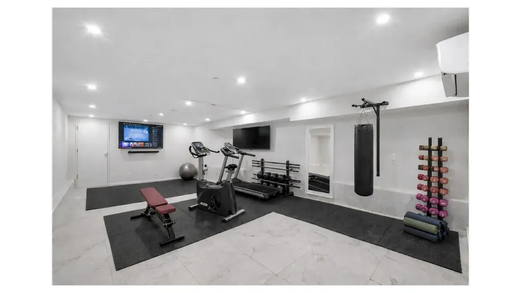 1506A Pacific Street New York City NY 11213