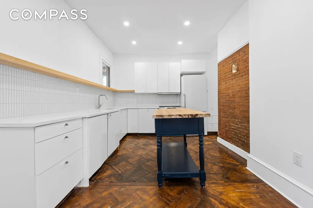 428 E 18th Street New York City NY 11226