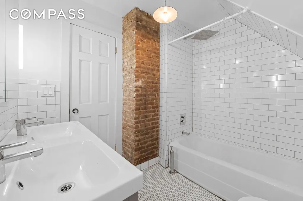 428 E 18th Street New York City NY 11226