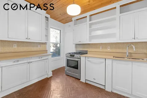 428 E 18th Street New York City NY 11226