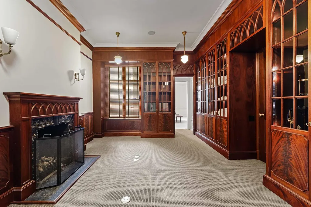 9 E 88th Street New York City NY 10128