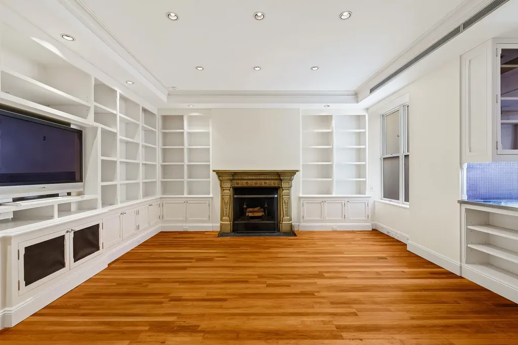 9 E 88th Street New York City NY 10128