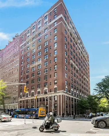 30 5th Avenue New York City NY 10011