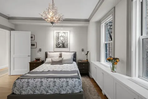 30 5th Avenue New York City NY 10011