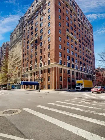 30 5th Avenue New York City NY 10011