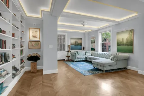 30 5th Avenue New York City NY 10011