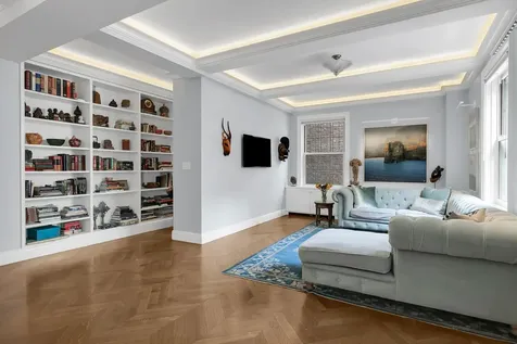 30 5th Avenue New York City NY 10011