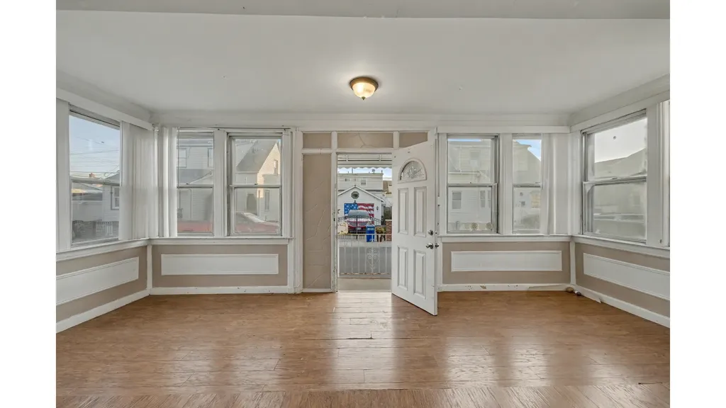 32 Dictum Court New York City NY 11229