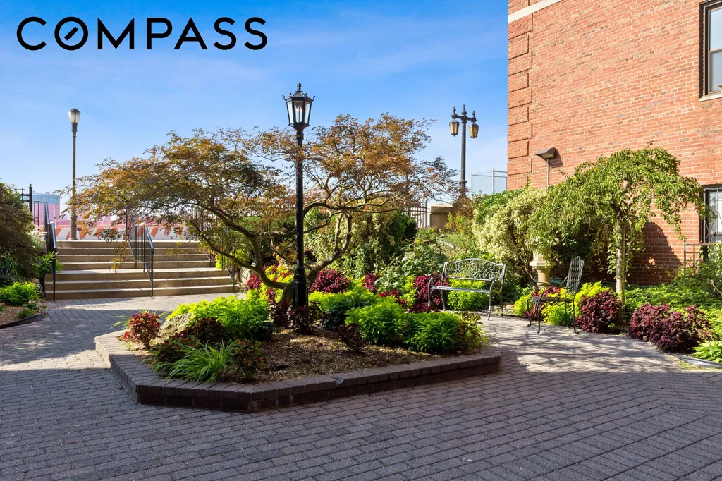 159-00 Riverside Drive W New York City NY 10032